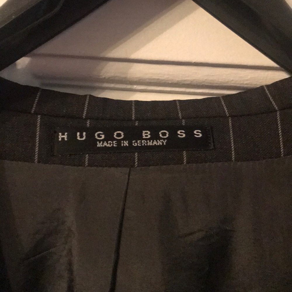 Hugo Boss - Picture 2 of 8